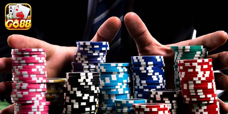 Vì sao cần phải có chiến lược kiểm soát vốn Poker?